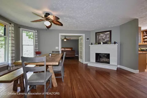 105 E Columbia Rd, Mason, MI 48854 photo 11