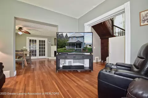 105 E Columbia Rd, Mason, MI 48854 photo 12