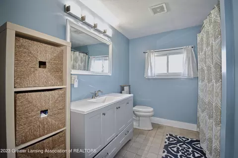 105 E Columbia Rd, Mason, MI 48854 photo 14