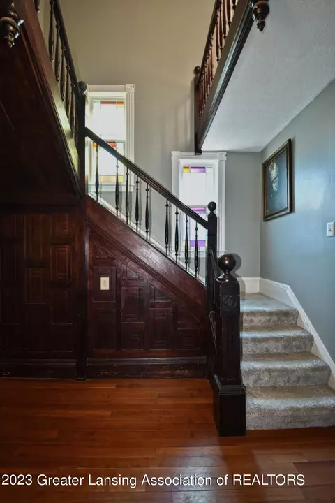 105 E Columbia Rd, Mason, MI 48854 photo 7