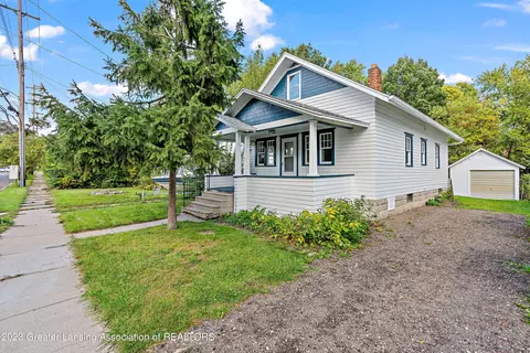1016 Lenore Ave, Lansing, MI 48910
