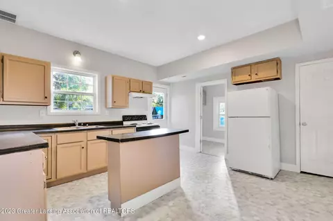 641 E Isham St, Lyons, MI 48851 photo 11
