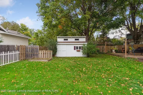 426 Jackson St, Grand Ledge, MI 48837 photo 42