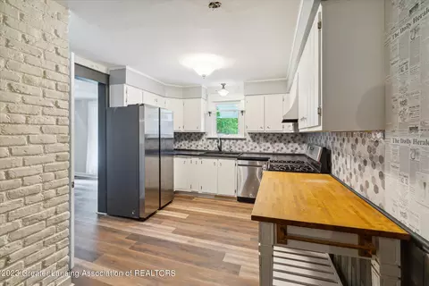 426 Jackson St, Grand Ledge, MI 48837 photo 17