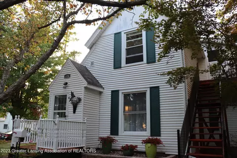 426 Jackson St, Grand Ledge, MI 48837 photo 6