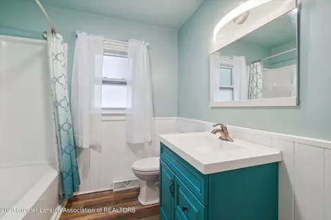 426 Jackson St, Grand Ledge, MI 48837 photo 26