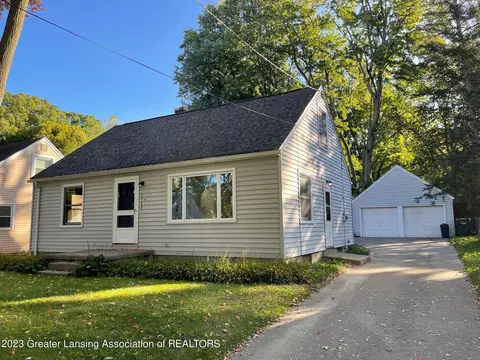 3108 Westwood Ave, Lansing, MI 48906