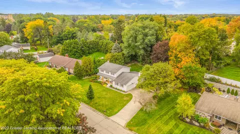 1201 Riverside Dr, Owosso, MI 48867 photo 11