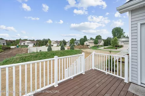 5325 E Hawk Hollow Dr, Bath, MI 48808 photo 29