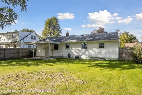 4601 Devonshire Ave, Lansing, MI 48910 photo 34