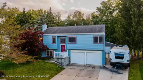 2408 Artisan Dr, Lansing, MI 48910