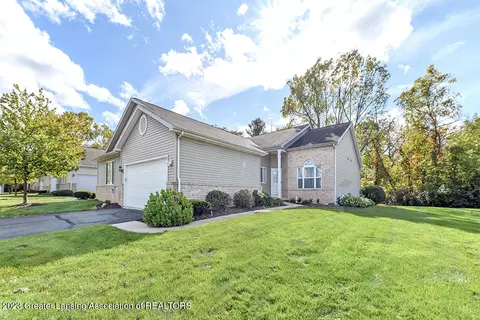 1441 Weatherhill Ct, East Lansing, MI 48823