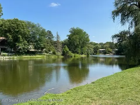 4624 Sequoia Trl, Okemos, MI 48864 photo 12