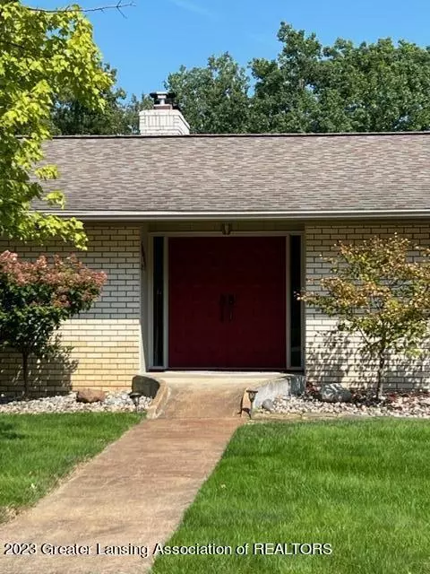 4624 Sequoia Trl, Okemos, MI 48864 photo 2