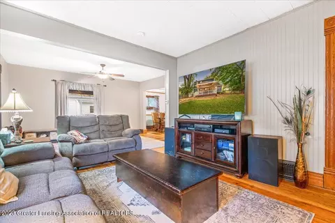 138 E 1st St, Ovid, MI 48866 photo 8