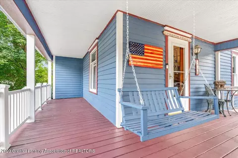 138 E 1st St, Ovid, MI 48866 photo 3