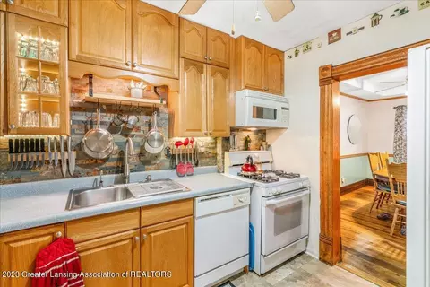 138 E 1st St, Ovid, MI 48866 photo 10