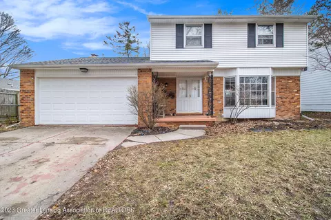 2313 Hampshire Rd, Lansing, MI 48911