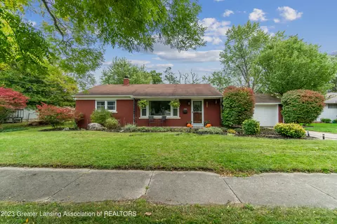2812 Northwest Ave, Lansing, MI 48906