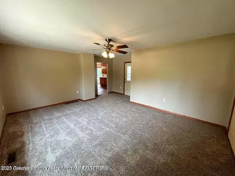 7980 S Airport Rd, Dewitt, MI 48820 photo 4