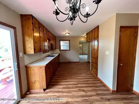 7980 S Airport Rd, Dewitt, MI 48820 photo 8