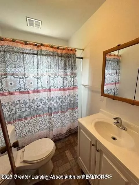 7980 S Airport Rd, Dewitt, MI 48820 photo 11