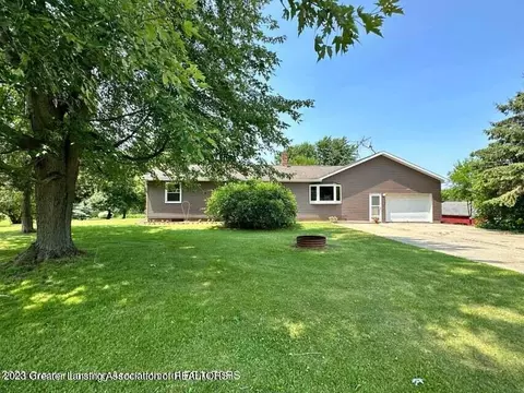 7980 S Airport Rd, Dewitt, MI 48820