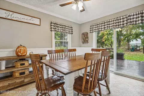 5879 N Dewitt Rd, Saint Johns, MI 48879 photo 13