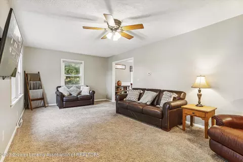 5879 N Dewitt Rd, Saint Johns, MI 48879 photo 10
