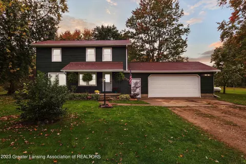 5879 N Dewitt Rd, Saint Johns, MI 48879 photo 2