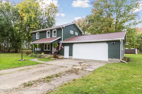 5879 N Dewitt Rd, Saint Johns, MI 48879 photo 5
