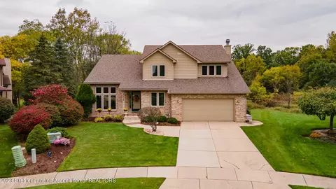 2228 Quarry Rd, East Lansing, MI 48823