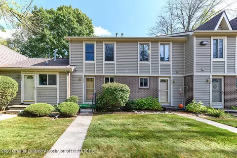 5860 Okemos Rd # 6, Haslett, MI 48840