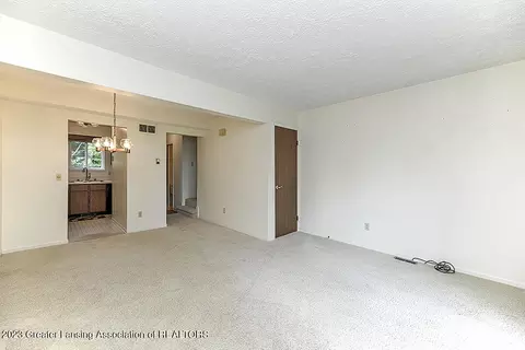 5860 Okemos Rd # 6, Haslett, MI 48840 photo 4