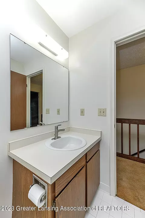 5860 Okemos Rd # 6, Haslett, MI 48840 photo 16