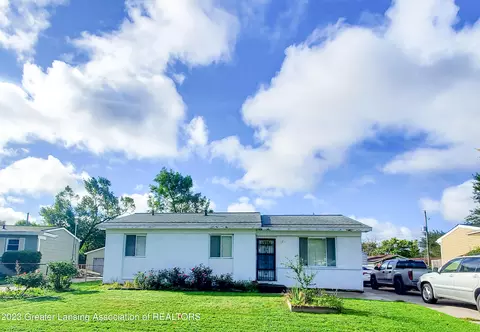 3419 Danbury Xrd, Lansing, MI 48911