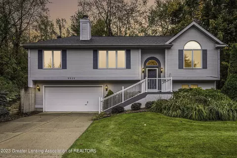 5525 Saddlewood, Holt, MI 48842
