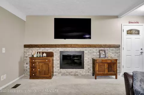 703 Piper Rd, Haslett, MI 48840 photo 11