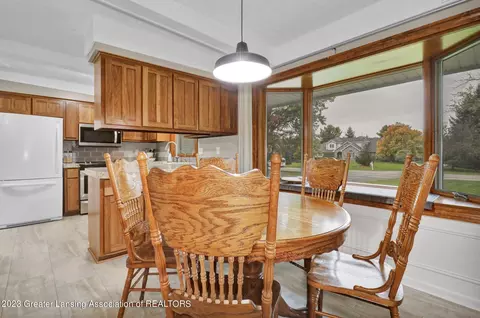703 Piper Rd, Haslett, MI 48840 photo 12