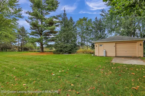 703 Piper Rd, Haslett, MI 48840 photo 38