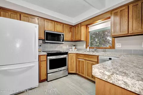 703 Piper Rd, Haslett, MI 48840 photo 15