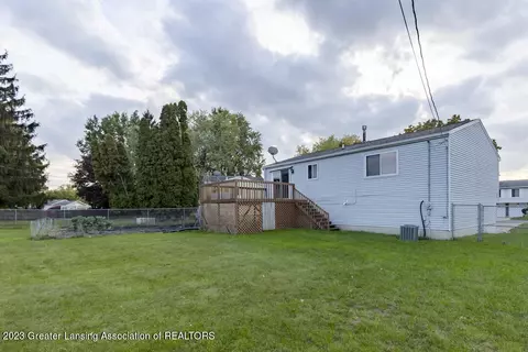 5263 Crocus Ave, Lansing, MI 48911 photo 4