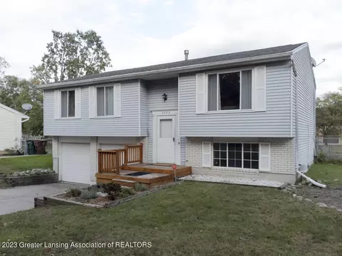 5263 Crocus Ave, Lansing, MI 48911