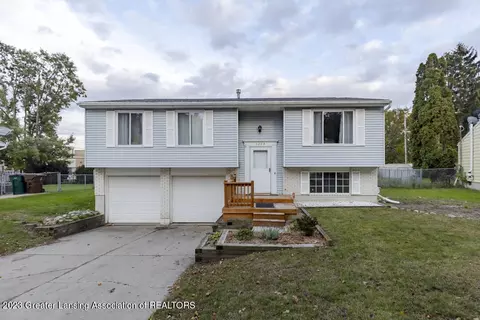 5263 Crocus Ave, Lansing, MI 48911 photo 2