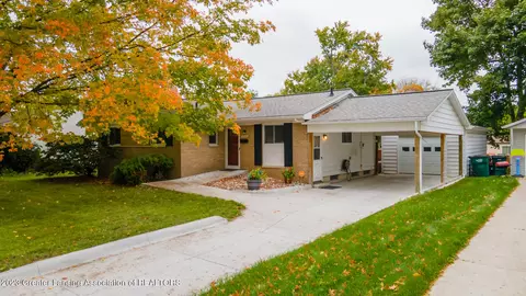 3206 Reo Rd, Lansing, MI 48911