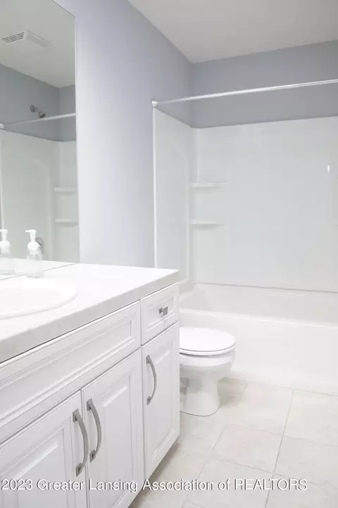 16802 Meadowbrook Dr, Haslett, MI 48840 photo 30