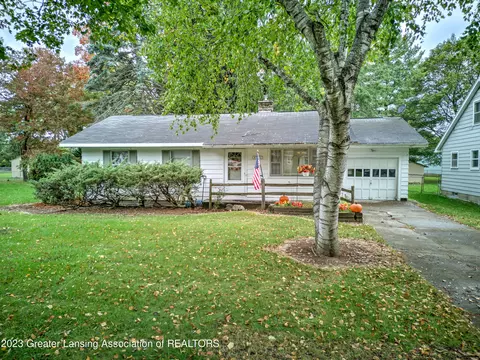 4920 Ora St, Lansing, MI 48910