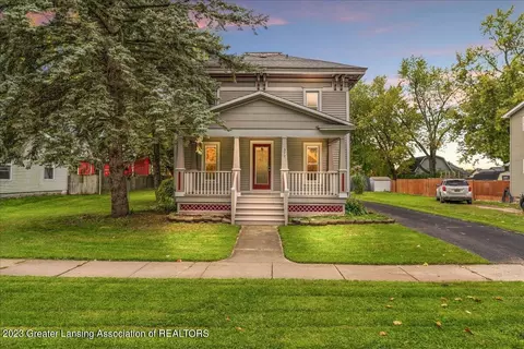 372 1st St, Sunfield, MI 48890