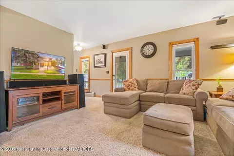 372 1st St, Sunfield, MI 48890 photo 7
