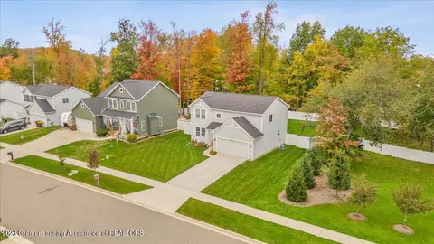 239 Noleigh Ln, Dewitt, MI 48820 photo 2